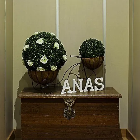 Anas