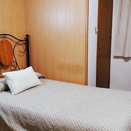 旅馆 阿纳斯旅馆 *