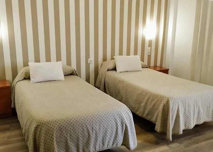 Anas Auberge de jeunesse *